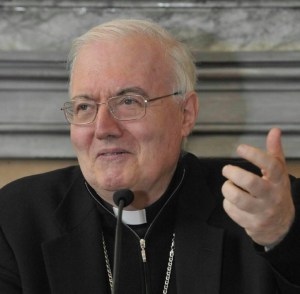 Il vescovo Cesare Nosiglia