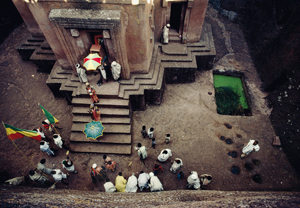 La chiesa di San Giorgio nel noto complesso monastico di Lalibela (foto K. NOMACHI/CORBIS)