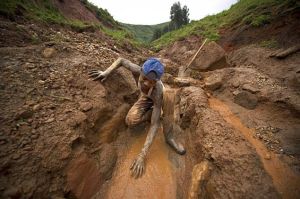 25coltan_in_thecongo1-bd_1384659