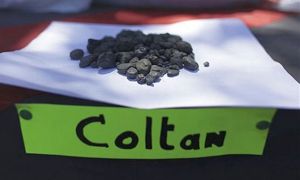 2coltan-mineral-bd_1384360