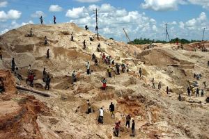 9coltan-mine-bd_1384451