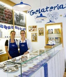 Qui e in copertina: “La Gelateria del carcere”, aperta da Officina Giotto, dove arriva il gelato prodotto dai detenuti del carcere di Padova. Nel negozio lavora personale esterno