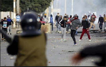 Tunisia: torna la&nbsp;protesta