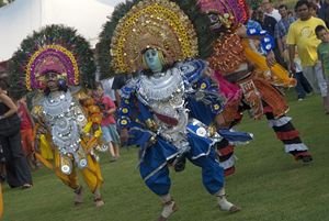 Nella foto: momenti delle ultime edizioni di “Ritmi e danze dal mondo”, dal 2 al 5 giugno a Giavera del Montello (Treviso)
