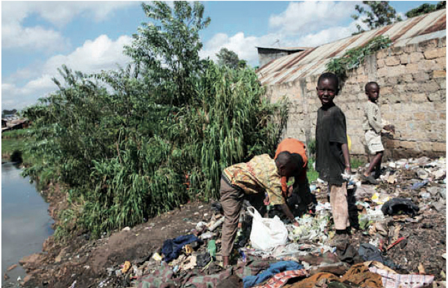 Nairobi, Korogocho. E il mondo finì… in una&nbsp;discarica