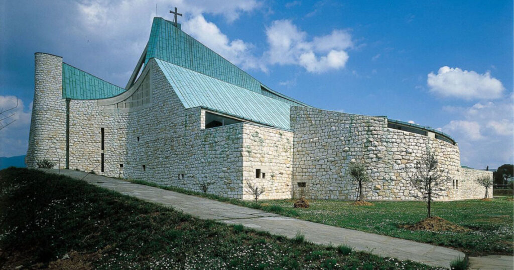 “Costellazioni” nella chiesa dell’Autostrada